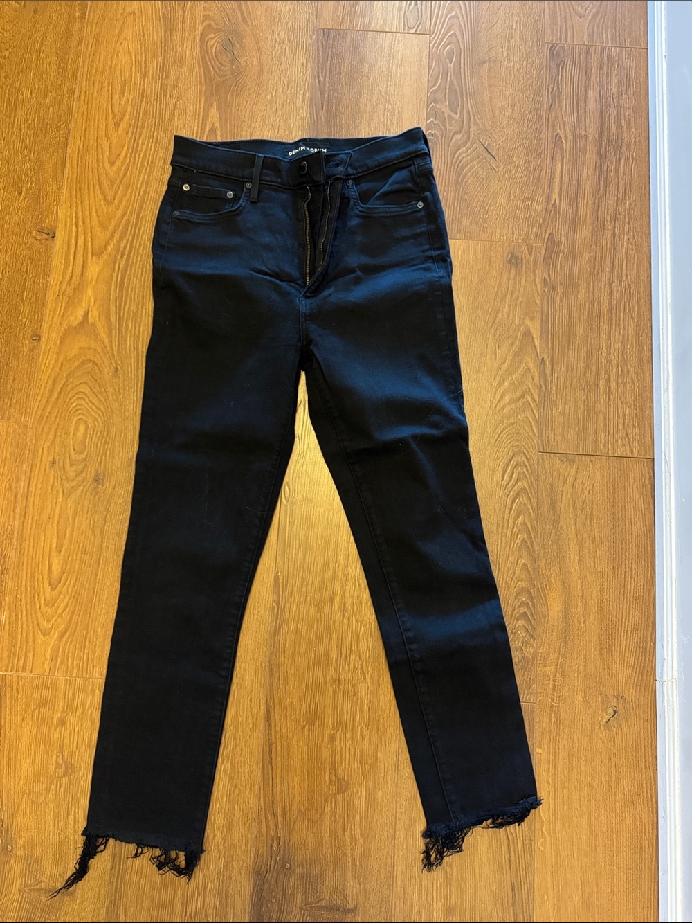Denim Forum High-Rise Black Skinny Jeans with Raw Hem